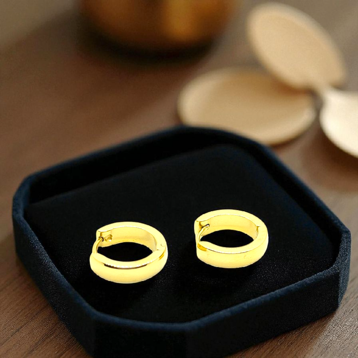 Men’s Gold Hoop Earrings