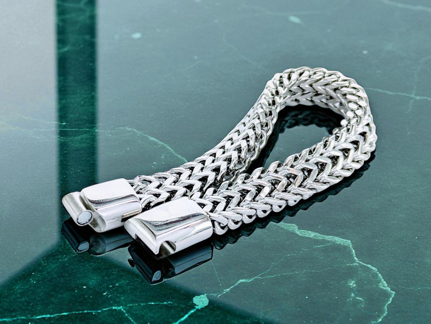 Silver Vortex Bracelet with Magnet Lock