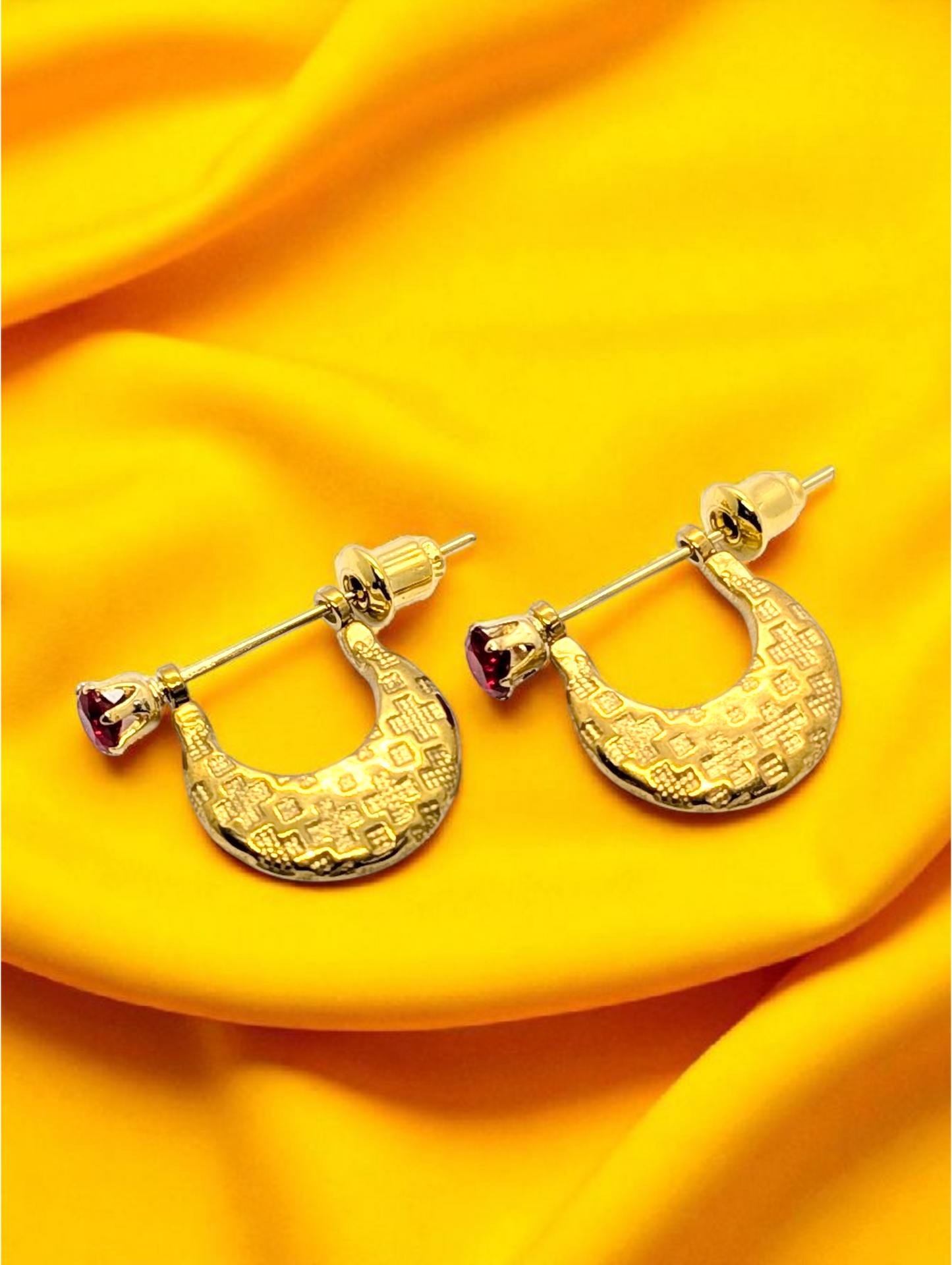 Men’s Gold-Toned Hoop Earrings with Red Stone Accent