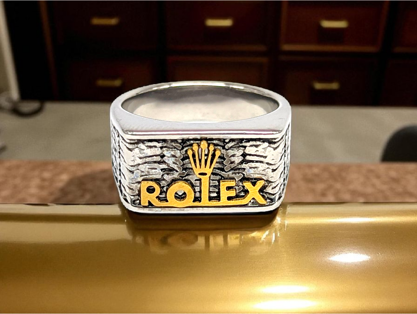 Signature Prestige: Silver Ring with Gold Crown Emblem