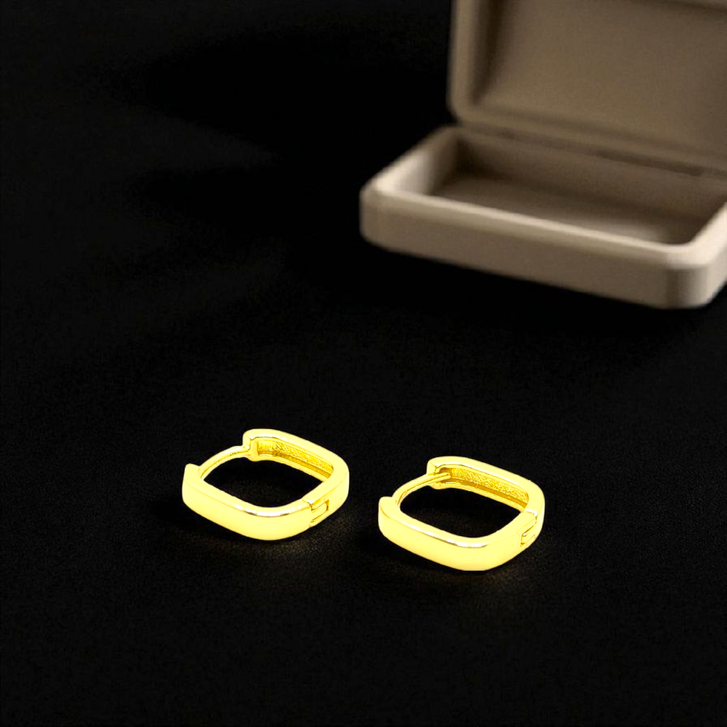 Men’s Gold Square Hoop Earrings