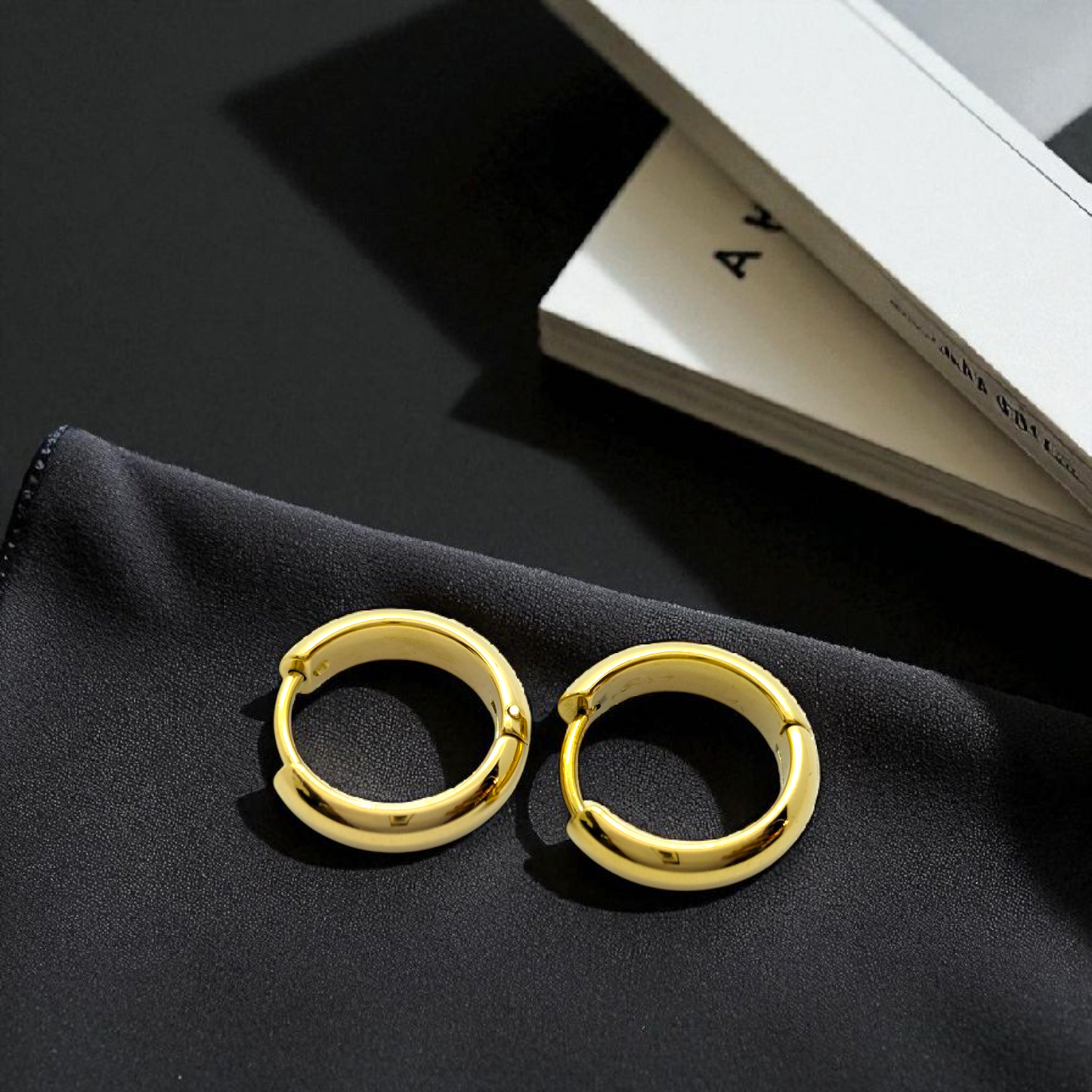 Men’s Gold Hoop Earrings