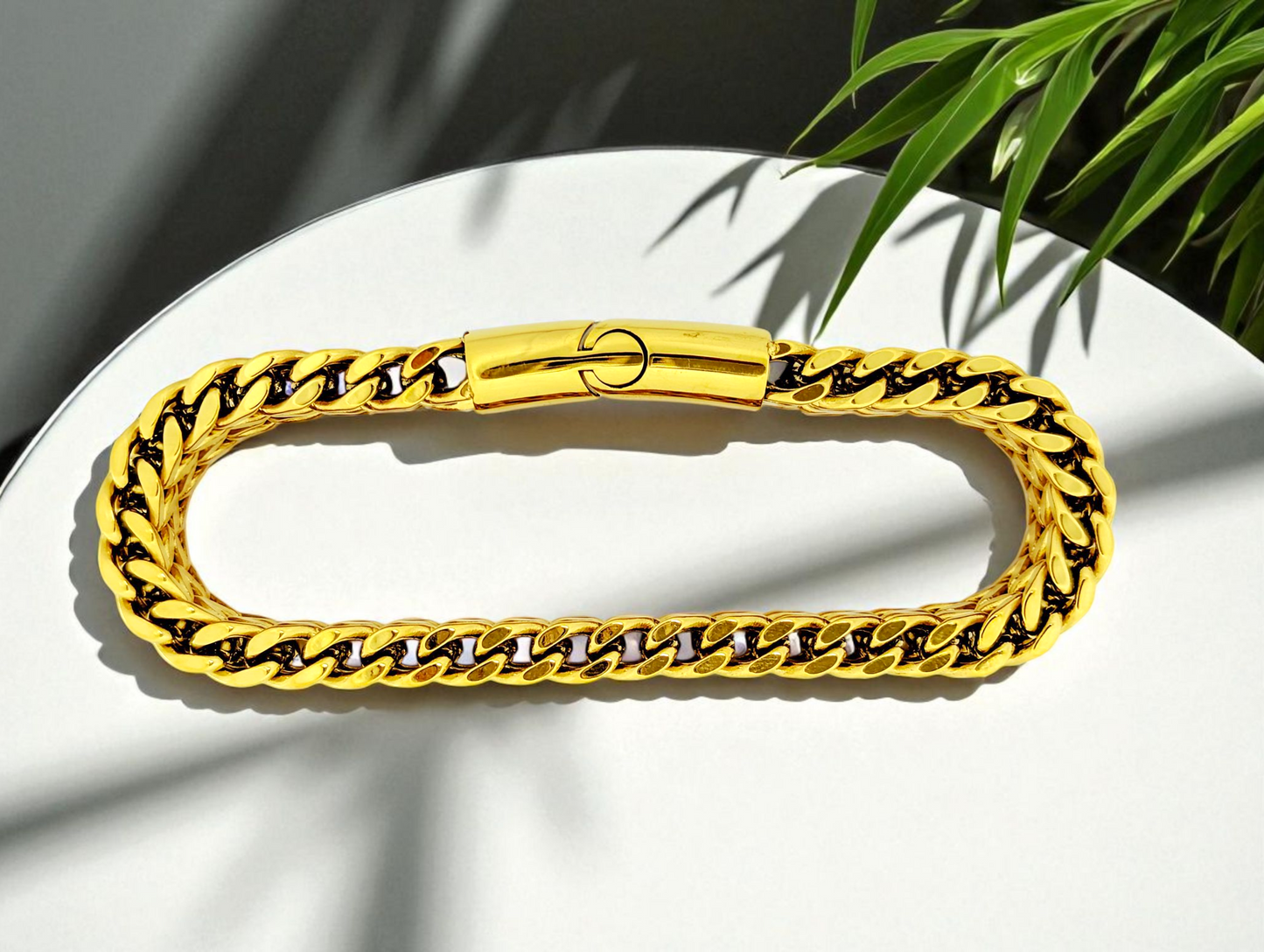 Luxurious Gold-Tone Braided Bracelet – 8mm