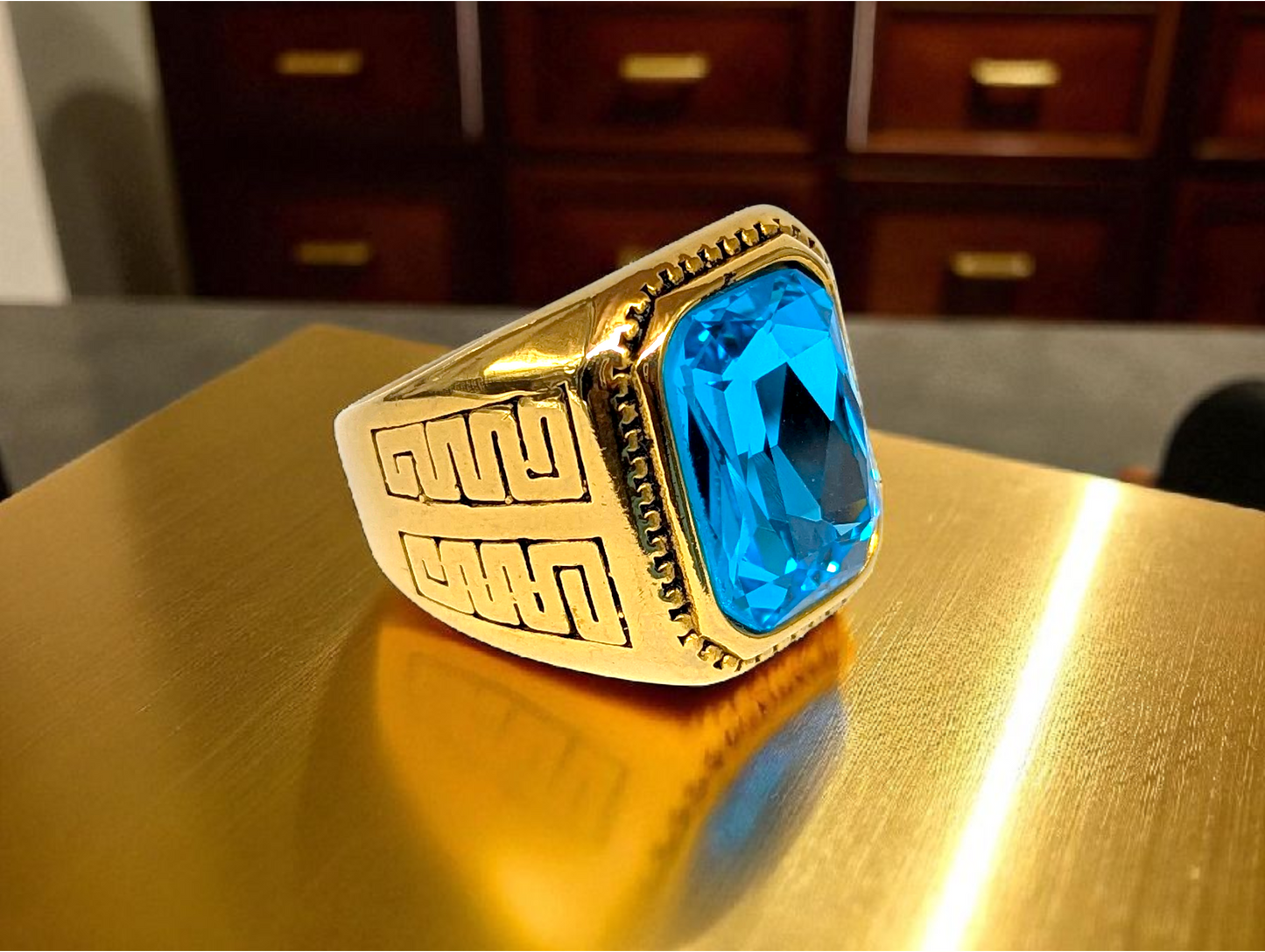 Royal Azure: Silver Ring with Blue Gemstone