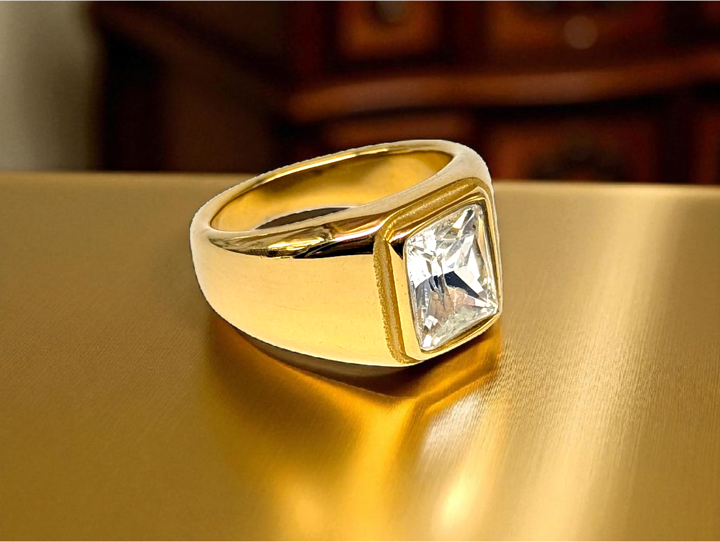 Crystal Clarity: Gold Ring with Clear Gemstone