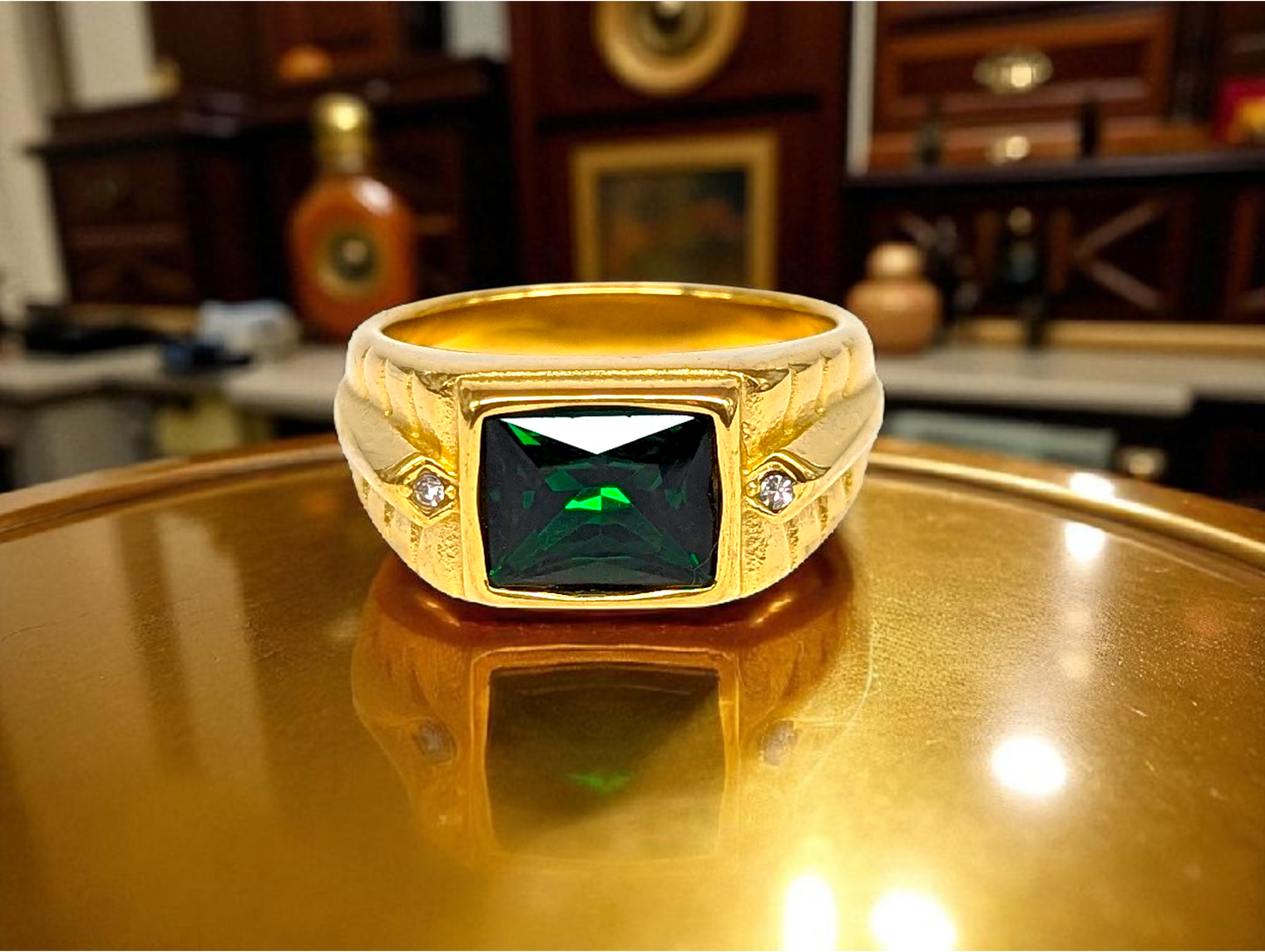Emerald Grace: Gold Ring with Green Gemstone & Diamond Accents