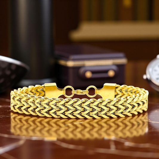 Gold Woven Bracelet (22cm Length)