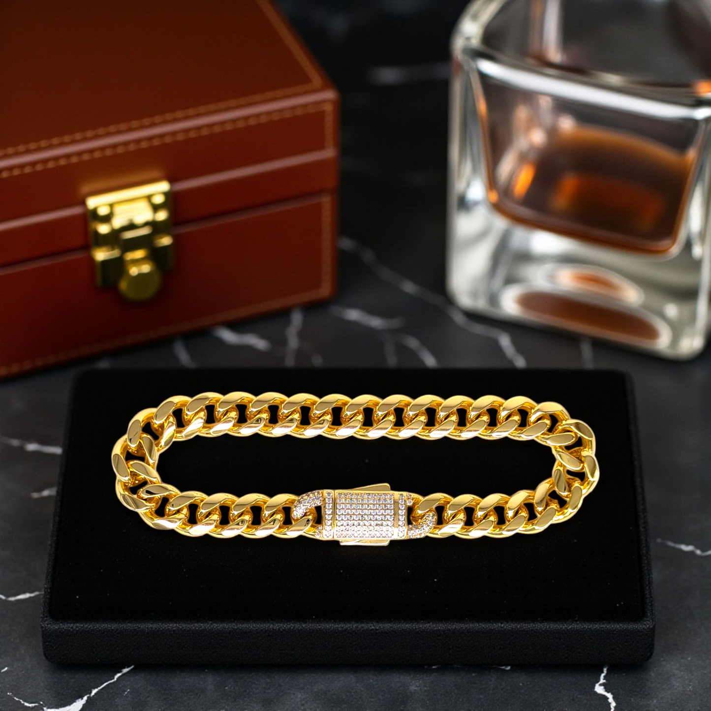 Premium Gold Cuban Link Bracelet – 10mm