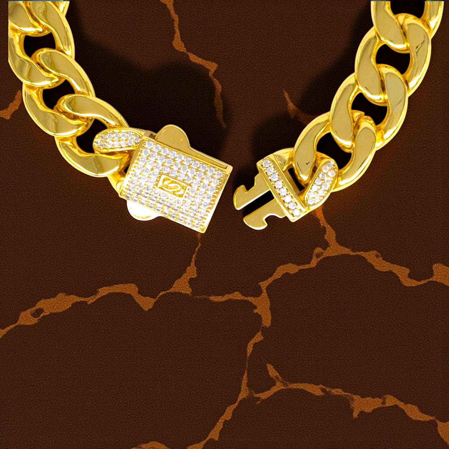 Premium Gold Cuban Link Bracelet – 12mm